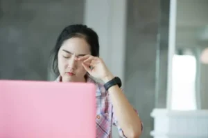 Ciri-ciri-mata-minus